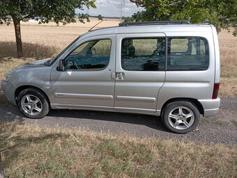 Citroen Berlingo 2.0 hdi 66kw multispace 2005 nová STK tažné - 4