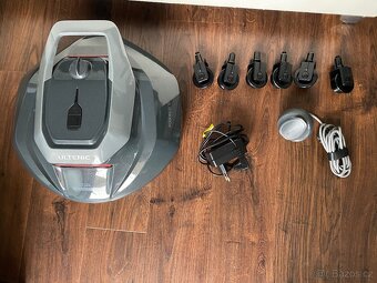 ULTENIC - Robotický vysavač do bazénu - 4