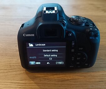 Zrcadlovka Canon + Stativ Hama + brašna - 4