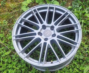 Prodám krásné obuté elektrony alu kola 5X112 R19 - 4