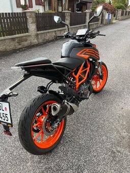 KTM duke 125 r. 2023 - 4