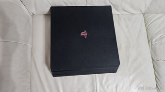 PS4 PRO, kompletní balení+hra - 4