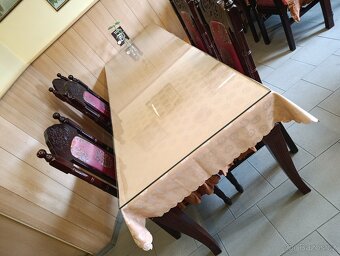 Prodám židle a stoly z asijské restaurace - 4