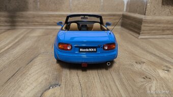 Model Mazda MX-5 NA 1:18 Otto Mobile - 4