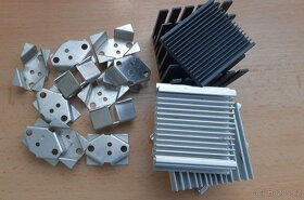 Součástky, chladiče, svorky atd - 4