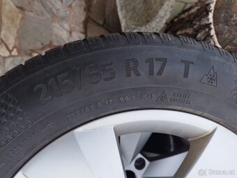Originál ALU Škoda se zimními pneu 215/65R17 - 4