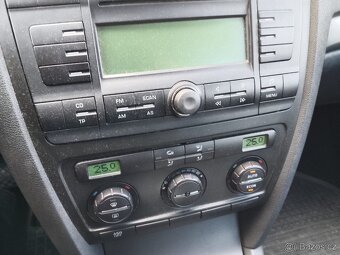 Škoda Octavia II DSG - 4