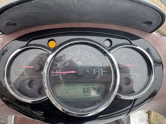 PIAGGIO BEVERLY 300 - 4