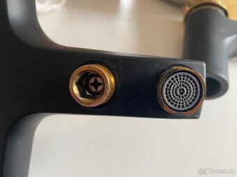 baterie- černo-zlatá - 4