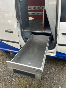 VW Caddy Vestavba BOTT - 4