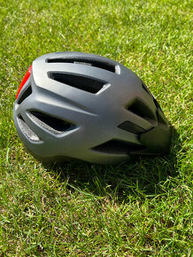 Dětská cyklistická helma Specialized Shuffle LED child - 4