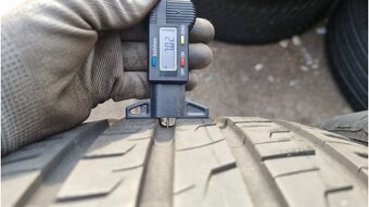 Letní pneu 245/45/17 Barum - 4