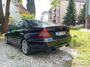 Mercedes-Benz C55 AMG atmosféra 367PS - 4