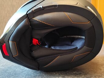 Helma SCHUBERTH E2 vel. M/57 - 4