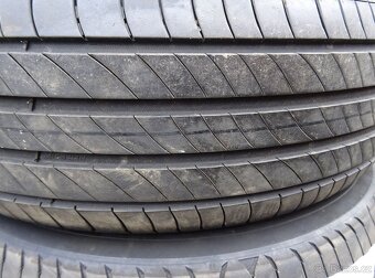 Letní pneu Michelin, 215/65/17, 4 ks, 5 mm - 4