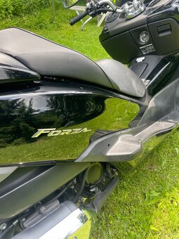Honda Forza 200 - 4
