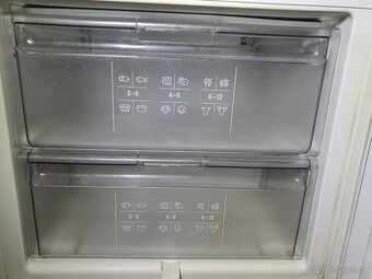 značková lednice BOSCH s mrazákem - 4