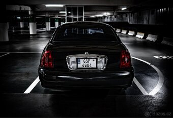 1998 Lincoln Town Car Signature Series - 4