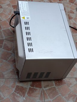 Mikrovlnná trouba značky Candy - 4