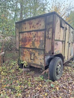 Vojenský plechový přívěs - 4