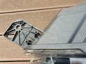 Peugeot Rifter - levé přední světlo - 4