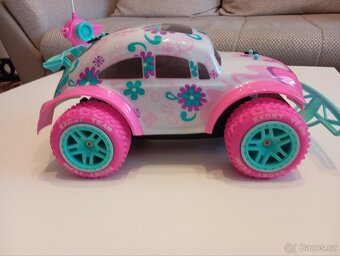 Auto na dálkové ovládání - 4