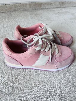 Balíček oblečení pro holčičku 8–10 let - 4