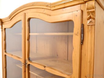 Selská zdobená kredenc - 4