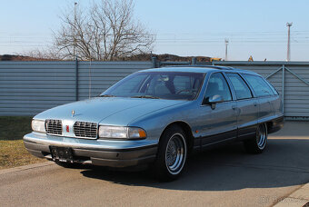 1992 Oldsmobile Custom Cruiser 5.0 V8 - 4