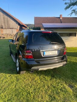 Mercedes Benz ML 320 - 4