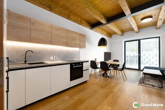 Prodej luxusního mezonetový bytu 3+KK s terasou a parkováním - 4