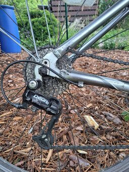 TREK 7300 FX - velikost M 160-170 - 4