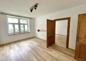 Pronájem kompletně rekonstruovaného bytu 3+kk - 4