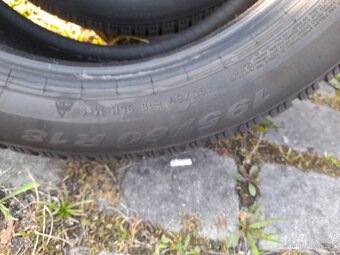 Zimní Pirelli 195 60 R 18 96 H M+S Winter 2 Cinturato, 4 ks - 4