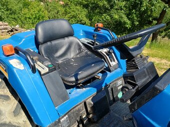 Malotraktor Iseki - 4