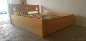 PRODÀM POSTEL-160/200-MASIVNÌ BOROVICE-ULOŽNÍM PROSTOREM - 4