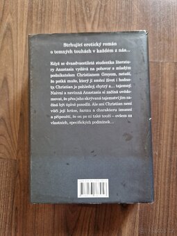 E.L.James - Padesát odstínů (celá série) - 4