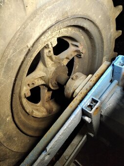 Prodám kulatou převodovku na ZETOR25N - 4