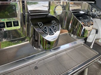 Profi pákový kávovar Victoria Arduino 358 Eagle - 4