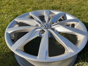 Krásné orig. Alu Volkswagen roztec 5x112 17 ET48 - 4