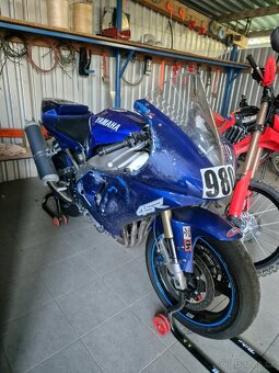 Yamaha R1 RN04 2001 // tech. velice zachovalá v pův. stavu - 4