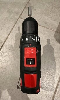 Milwaukee M12 aku šroubovák s příslušenstvím - 4