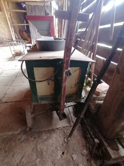 Prodám historický šroťák - 4