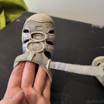 Keen detske sandalky Moxie stribrne vel. 22 - 4