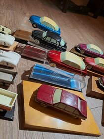 Sbírka - Odlitky a modely TATRA 600, 602, 603, 613, 148, 8 - 4
