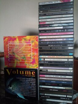 CD - ROCK, ART ROCK, GRUNGE, HIP HOP, INDUSTRIAL, FOLK ROCK - 4