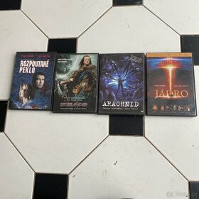 DVD Jackie Chan,Terminátor,12 opic,Hrdina, nevěsta na útěku - 4