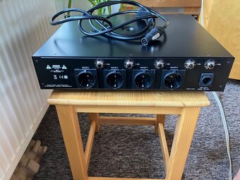 the t.racks Power Conditioner 12 - 4