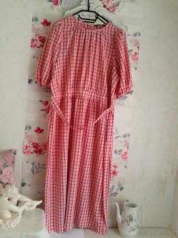 Krásné pohodlné midi šaty s páskem 48/50 - 4