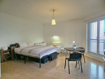 Pronájem byty 1+kk, 44 m² - Praha - 4